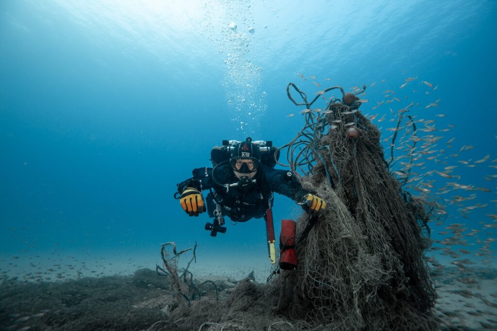 Beneath the waves of plastic pollution: an interview with the Healthy Seas Foundation 