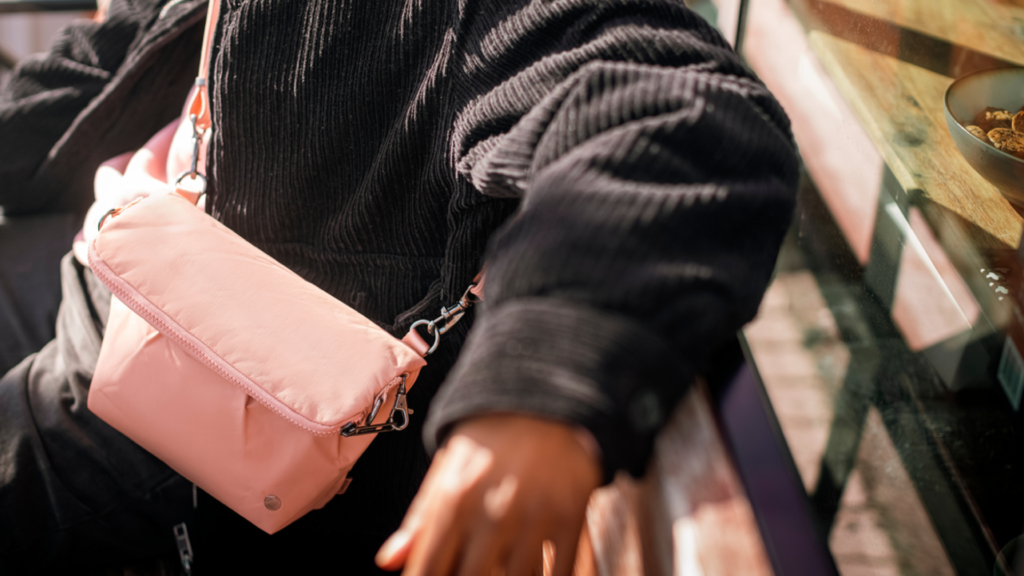 APPAREL & ACCESSORIES 